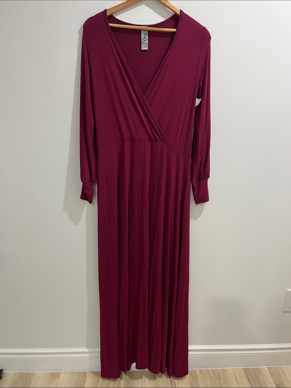 NWT Go Couture Women’s Dress Maxi Gown Maroon Long Sleeve Cross Wrap *No Belt*